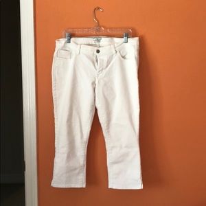 Old Navy Flirt White Capris